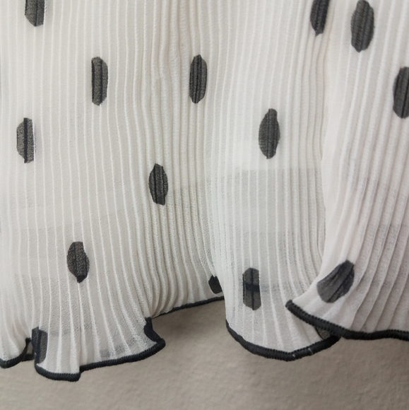 Ganni pleated Georgette top size US 4 - Picture 9 of 12